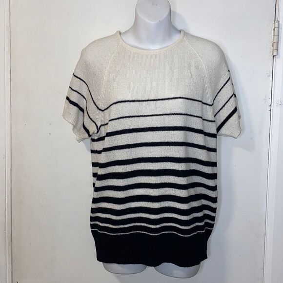CAROLYN TAYLOR For By Design White with Black Stripe Short-sleeve Sweater-M - Picture 1 of 6